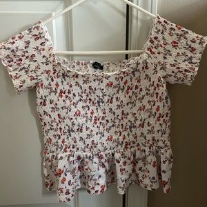 American Eagle summer shirt